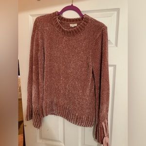 Soft plush thick pink/blush sweater M-L size